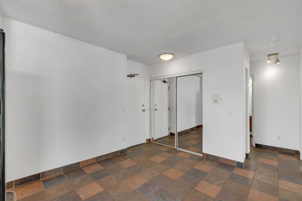 Picture for 602, 2909 17 Avenue SW