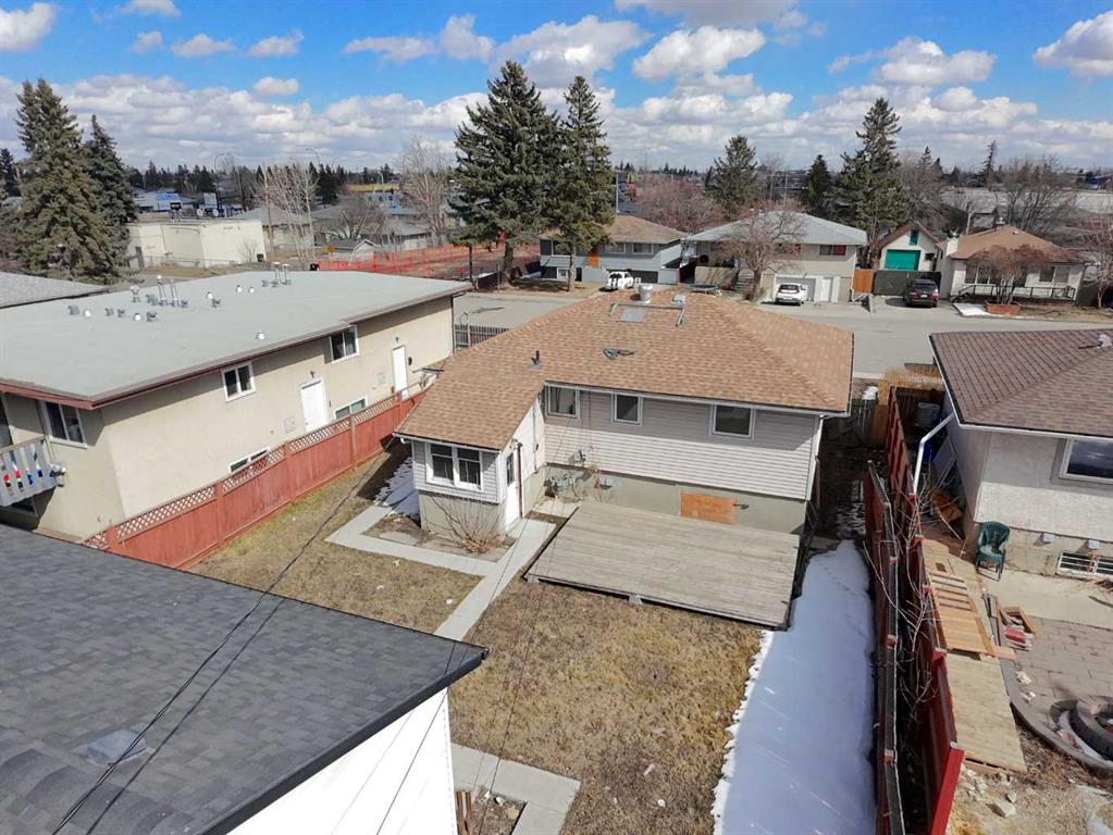 Picture for 1827 43 Street SE