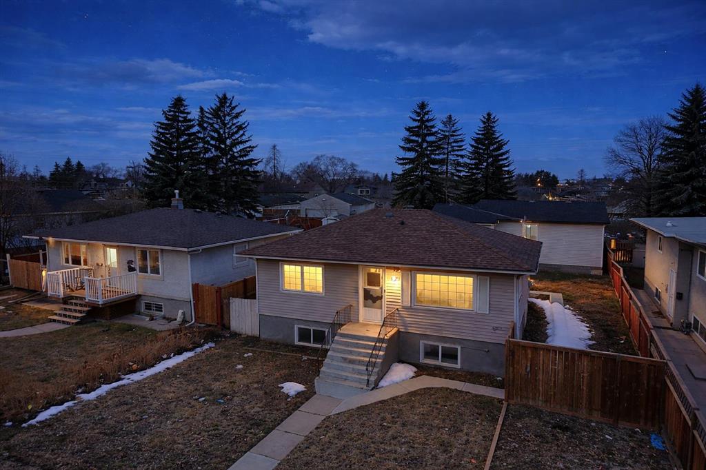 Picture for 1827 43 Street SE