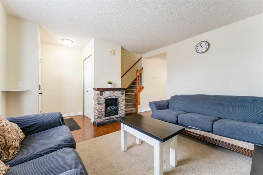 Picture for 31 Coventry Lane NE