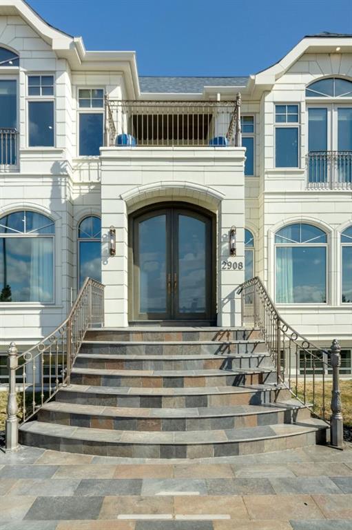 Picture for 2908 Toronto Crescent NW