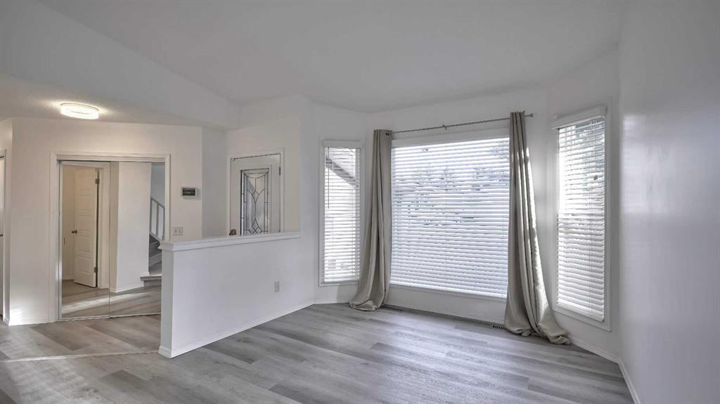 Picture for 160 Riverstone Crescent SE