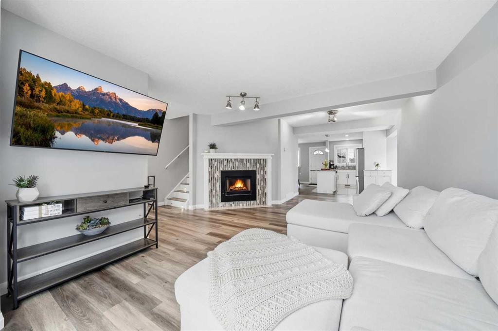 Picture for 72 Abberfield Court NE