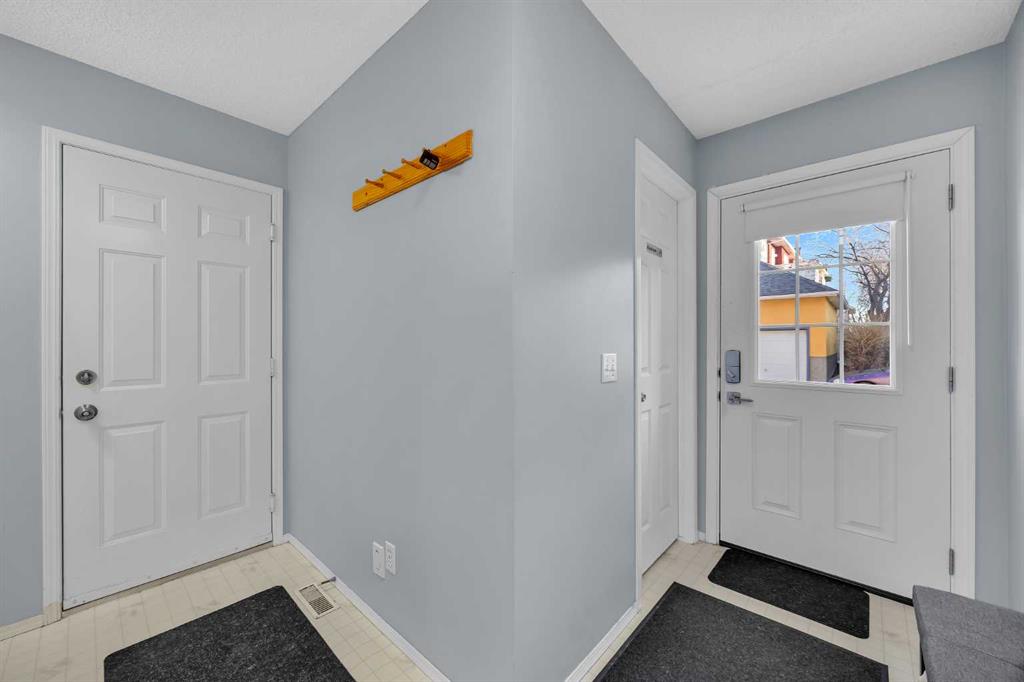 Picture for 16, 7 Westland Road 