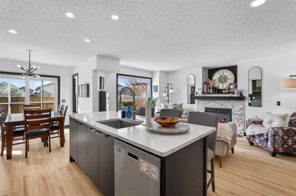 Picture for 14 Covewood Place NE