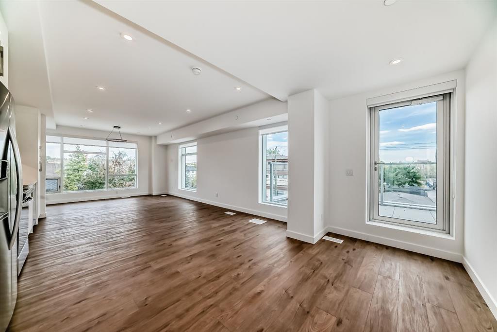 Picture for 201, 110 18A Street NW