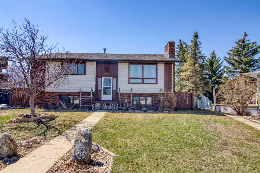 Picture for 640 Mcculloch Crescent 