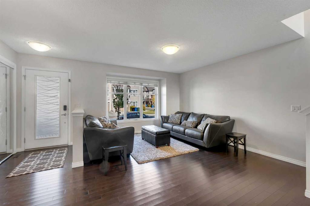 Picture for 72 Cityscape Row NE