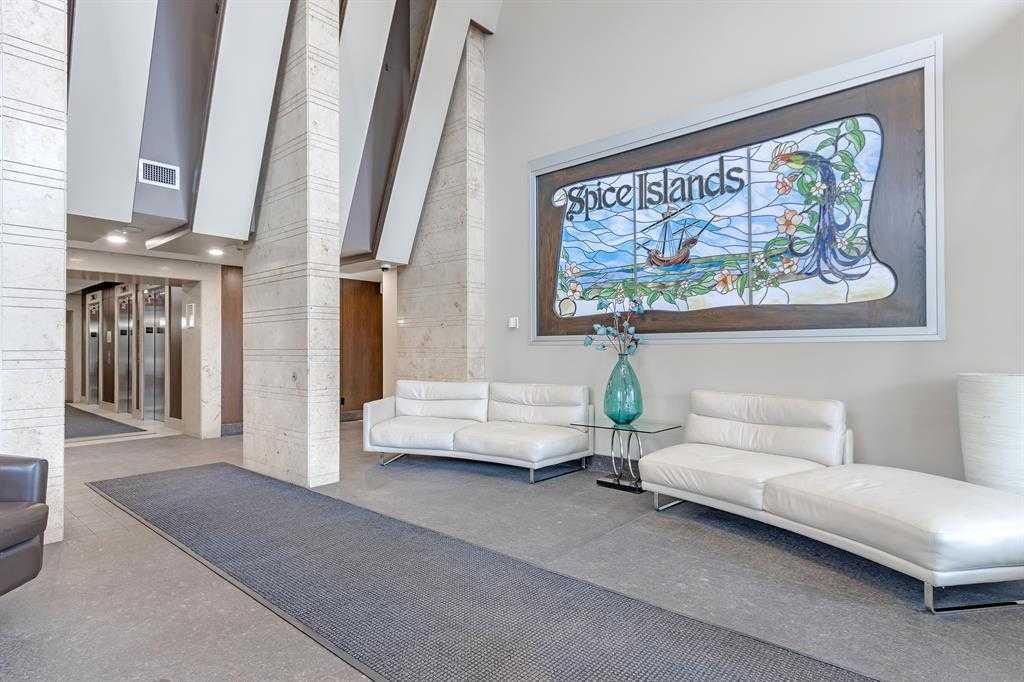 Picture for 1104, 99 Spruce Place SW