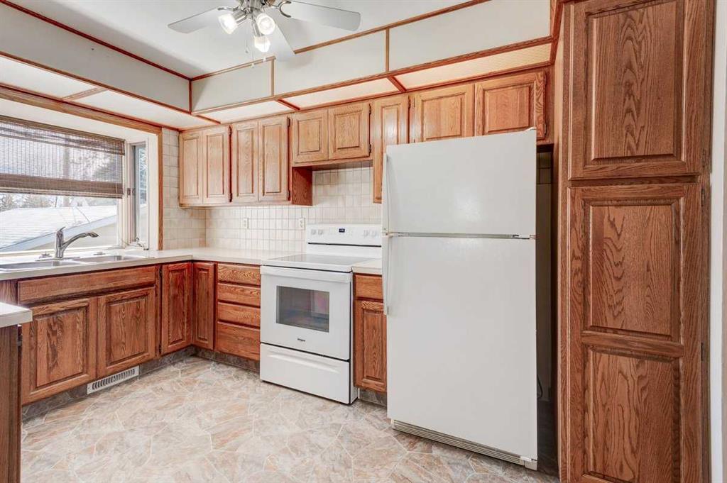 Picture for 9728 Alberni Road SE