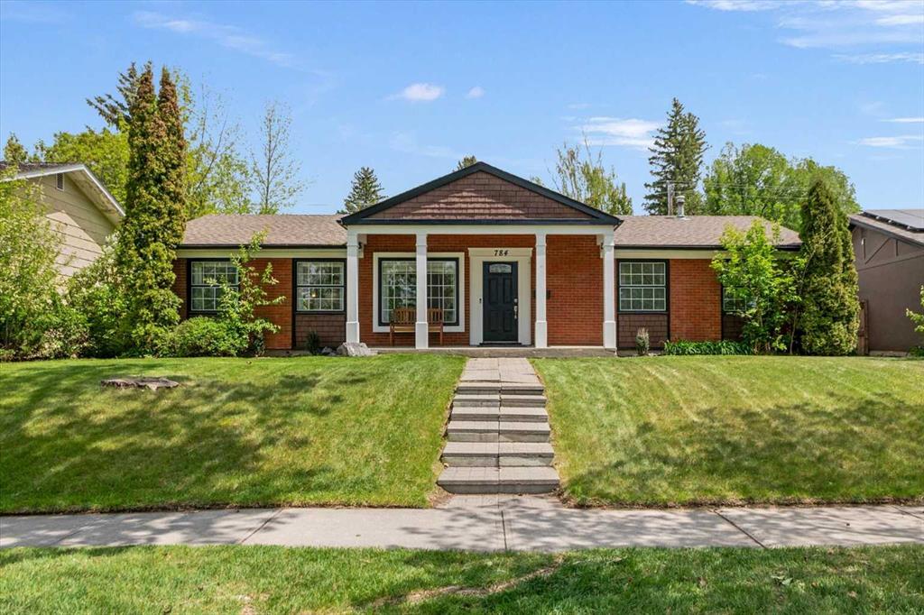 Picture for 784 Acadia Drive SE