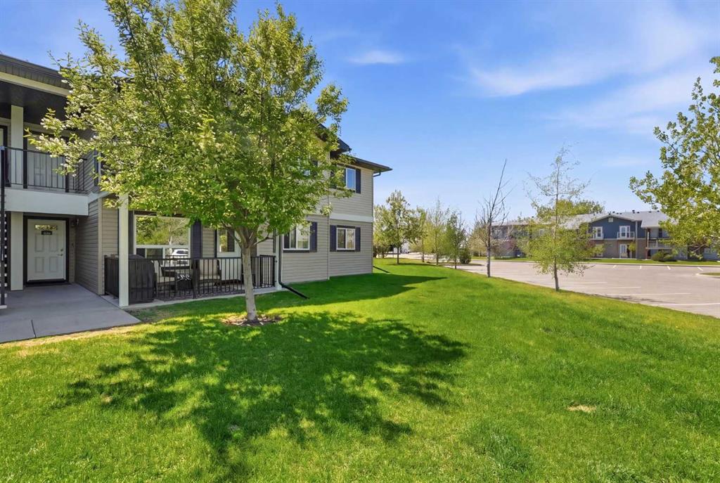 Picture for 400, 8 Bayside Place 
