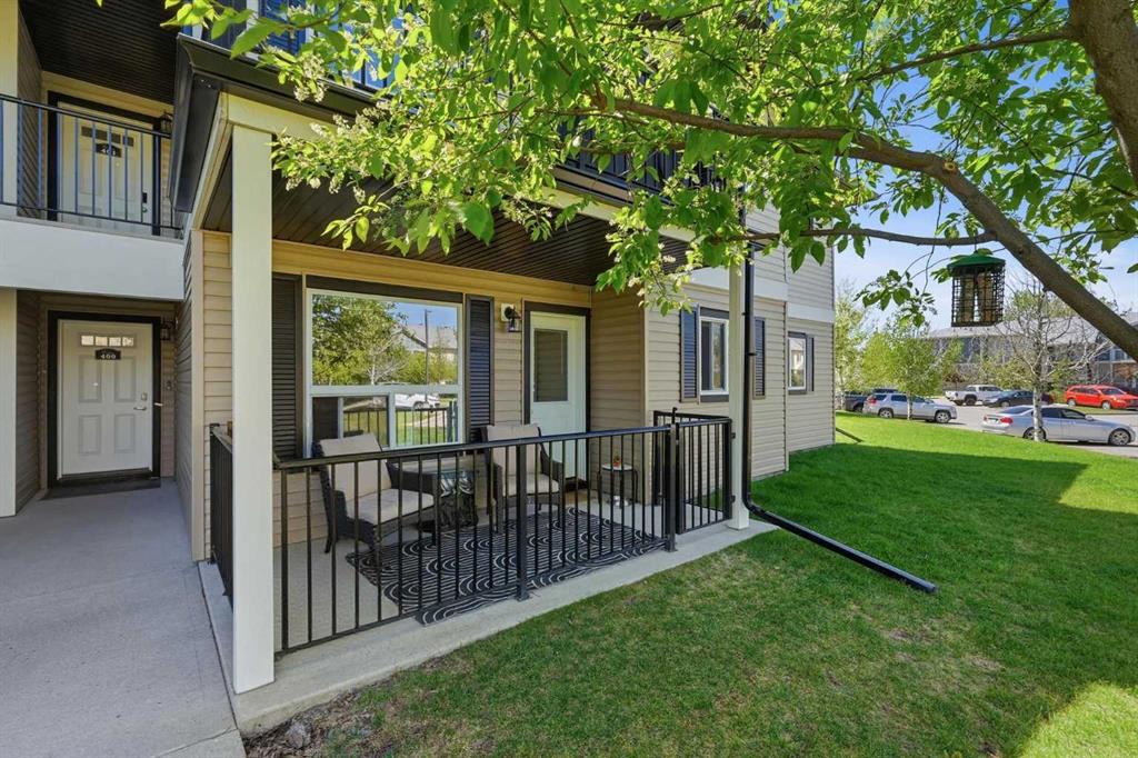 Picture for 400, 8 Bayside Place 