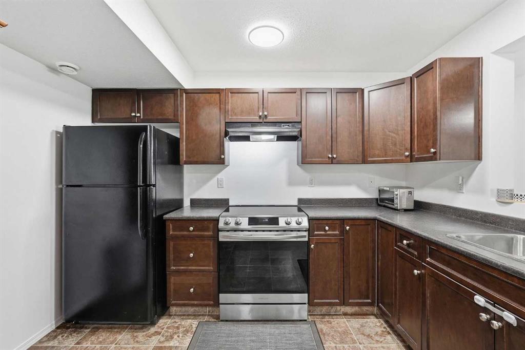 Picture for 400, 8 Bayside Place 