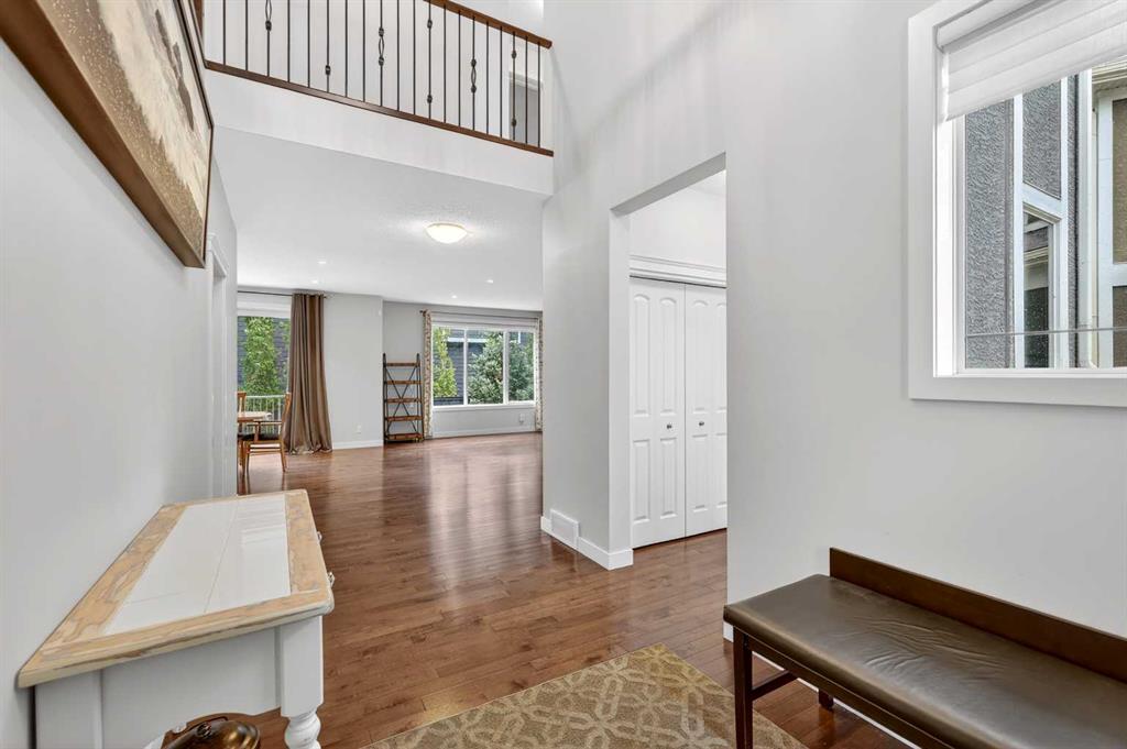 Picture for 68 Westland Crescent SW
