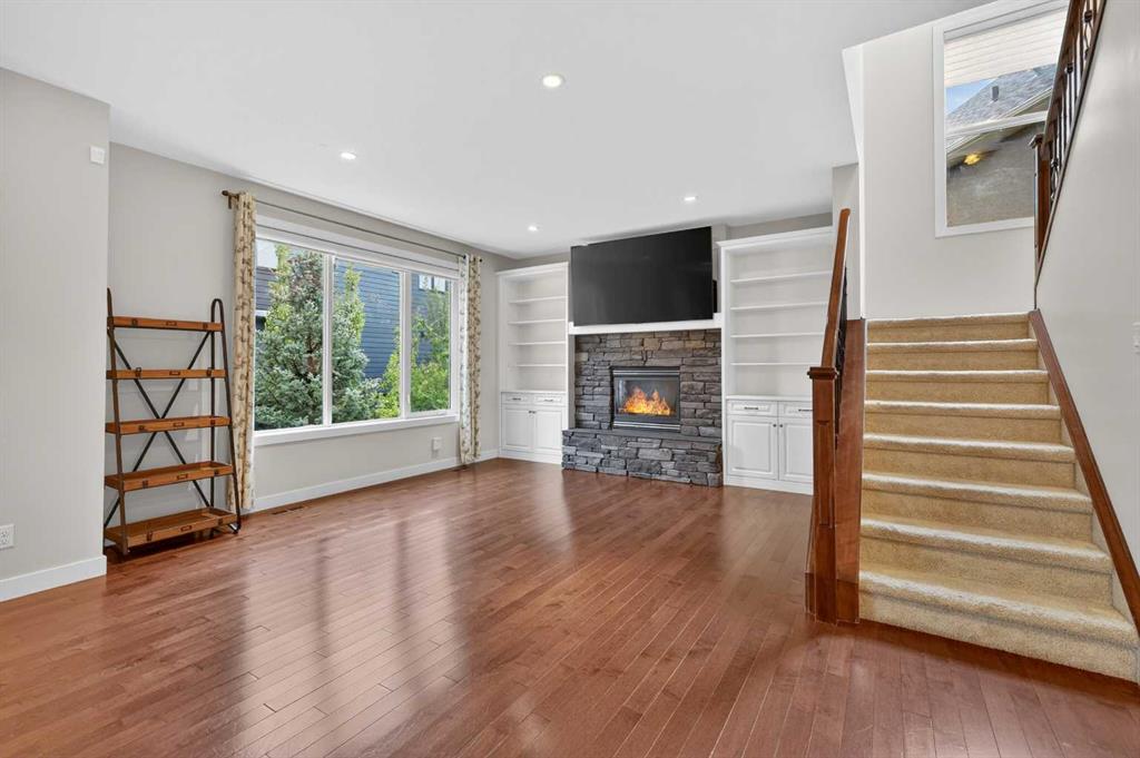 Picture for 68 Westland Crescent SW