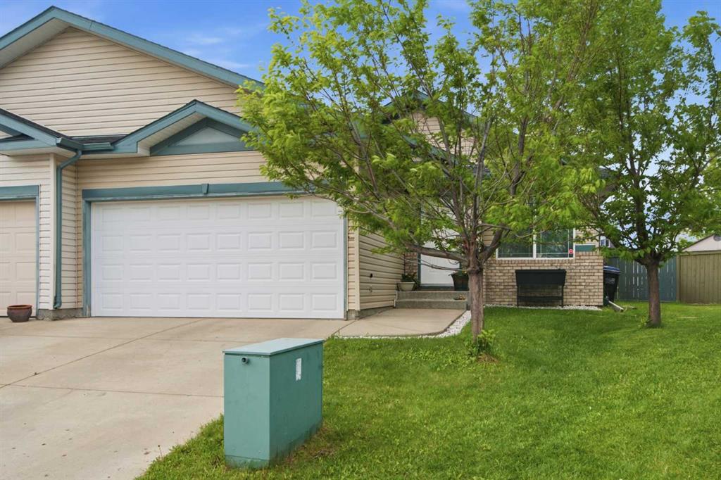 Picture for 109 Canoe Square SW