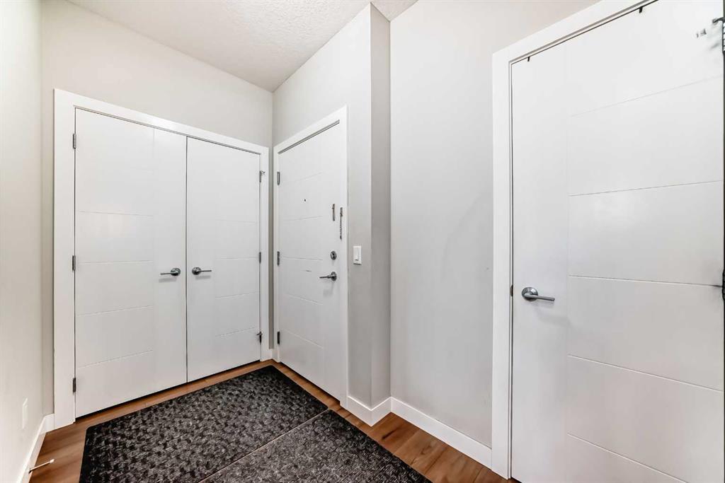 Picture for 313, 20 sage hill Terrace NW