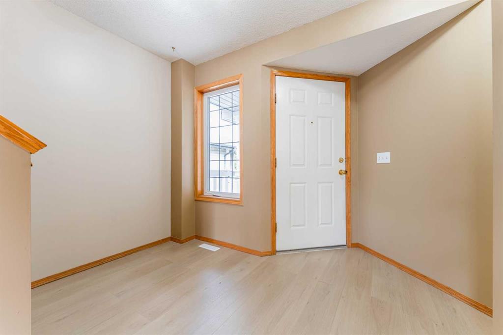 Picture for 59 Erin Grove SE