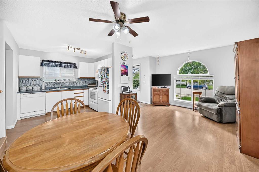 Picture for 57 San Diego Way NE