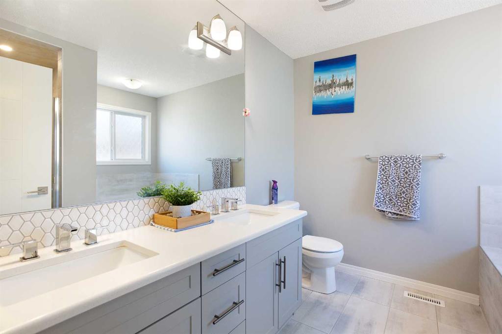Picture for 158 Osborne Common SW https://www.cirrealty.ca/reb/creb/53/A2262053_17.jpg