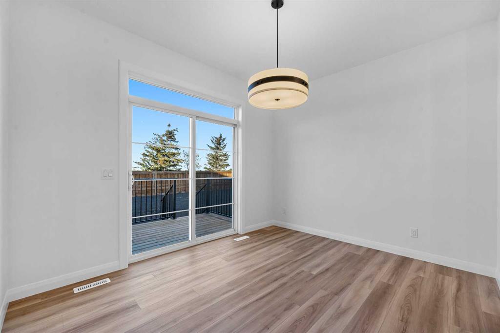 Picture for 134 Northern Lights Crescent  https://www.cirrealty.ca/reb/creb/53/A2263353_14.jpg