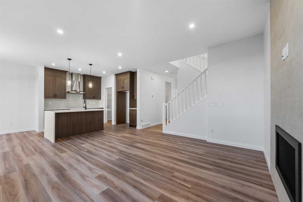 Picture for 134 Northern Lights Crescent  https://www.cirrealty.ca/reb/creb/53/A2263353_15.jpg