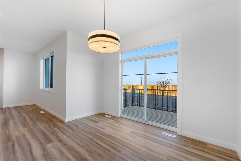 Picture for 134 Northern Lights Crescent  https://www.cirrealty.ca/reb/creb/53/A2263353_22.jpg