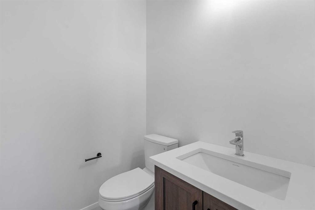 Picture for 134 Northern Lights Crescent  https://www.cirrealty.ca/reb/creb/53/A2263353_27.jpg
