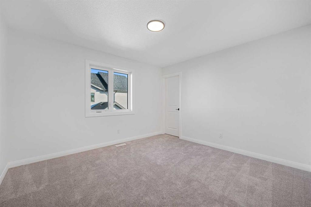 Picture for 134 Northern Lights Crescent  https://www.cirrealty.ca/reb/creb/53/A2263353_38.jpg