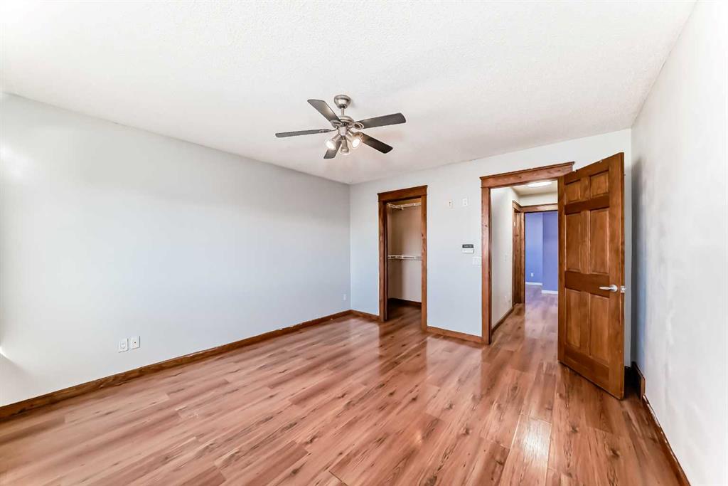 Picture for 323 Appleglen Place SE https://www.cirrealty.ca/reb/creb/53/A2266353_11.jpg