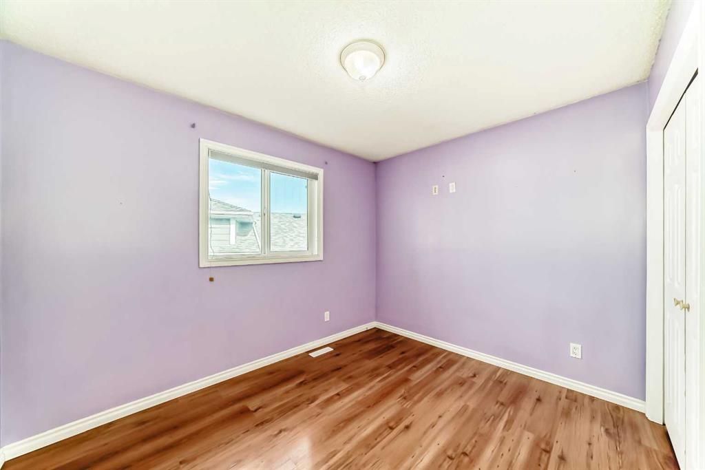Picture for 323 Appleglen Place SE https://www.cirrealty.ca/reb/creb/53/A2266353_12.jpg