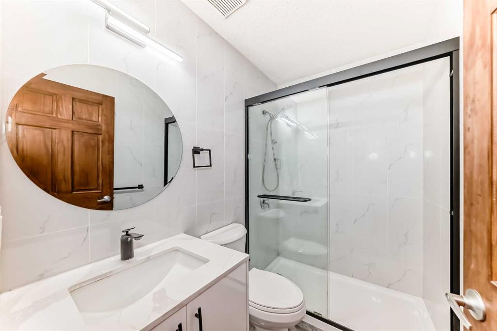 Picture for 323 Appleglen Place SE https://www.cirrealty.ca/reb/creb/53/A2266353_16.jpg