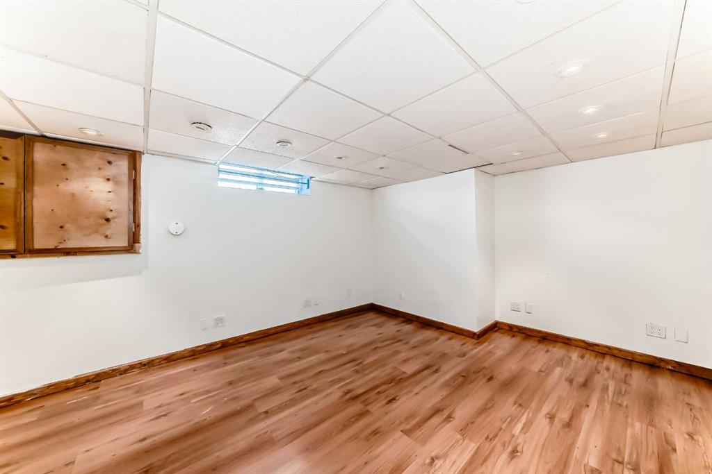 Picture for 323 Appleglen Place SE https://www.cirrealty.ca/reb/creb/53/A2266353_21.jpg