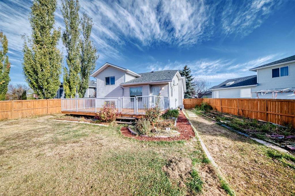 Picture for 323 Appleglen Place SE https://www.cirrealty.ca/reb/creb/53/A2266353_29.jpg