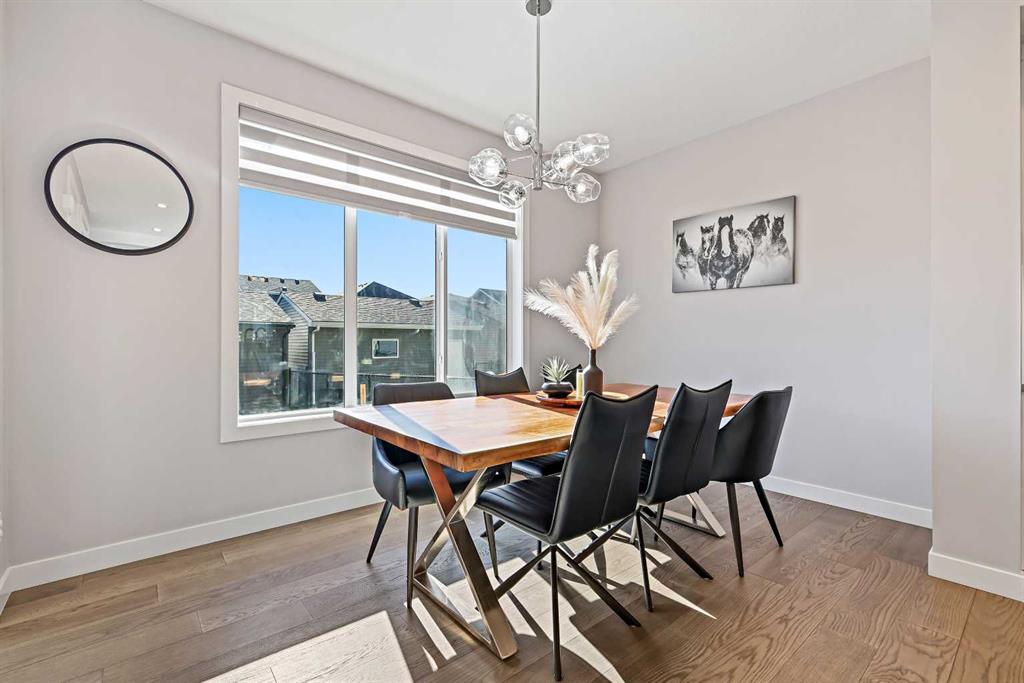 Picture for 277 Waterford Boulevard  https://www.cirrealty.ca/reb/creb/53/A2266753_11.jpg