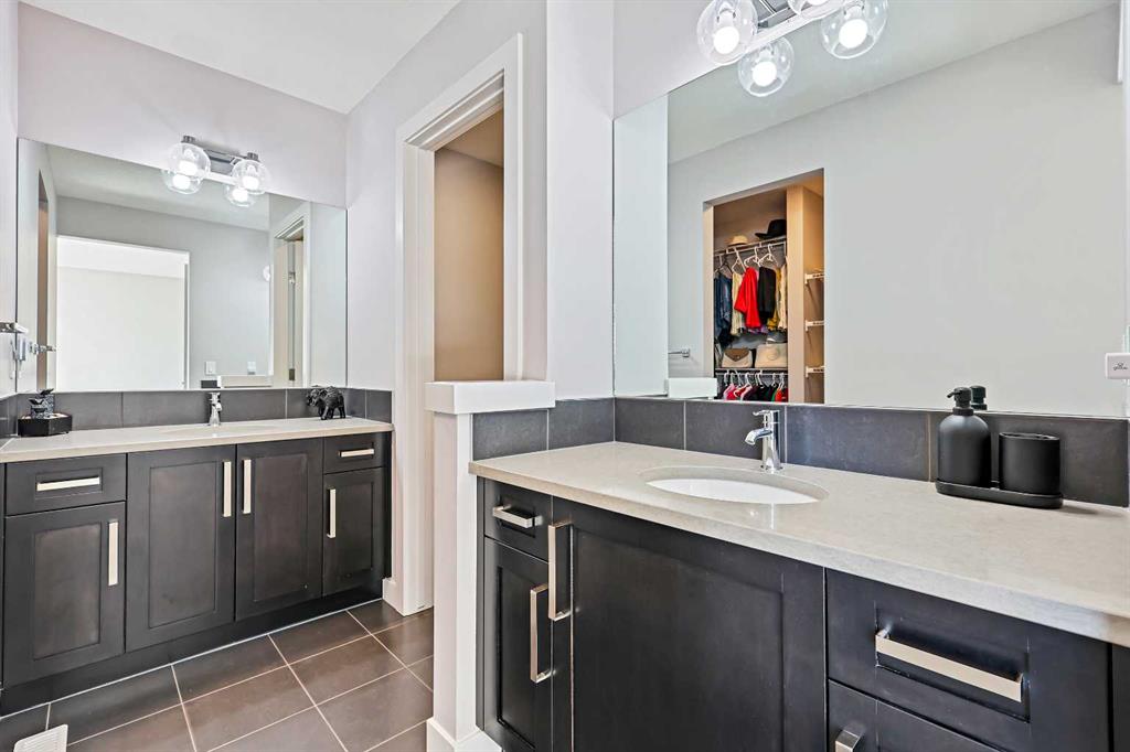 Picture for 277 Waterford Boulevard  https://www.cirrealty.ca/reb/creb/53/A2266753_16.jpg