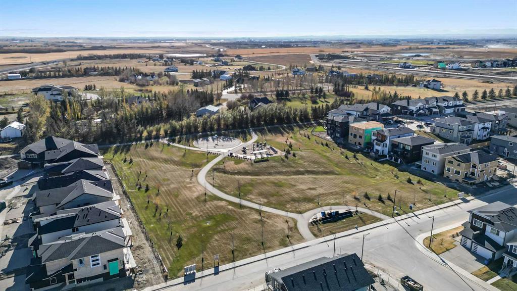 Picture for 277 Waterford Boulevard  https://www.cirrealty.ca/reb/creb/53/A2266753_32.jpg