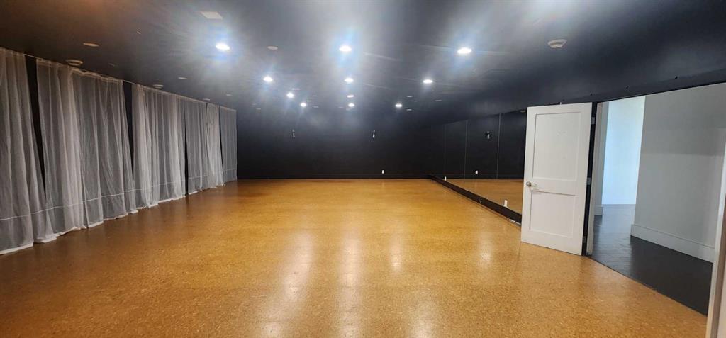 Picture for 2763 SUNRIDGE Way NE