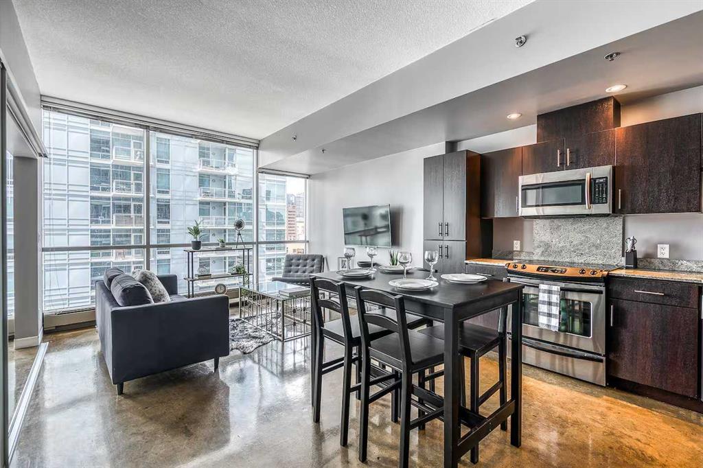 Picture for 907, 135 13 Avenue SW