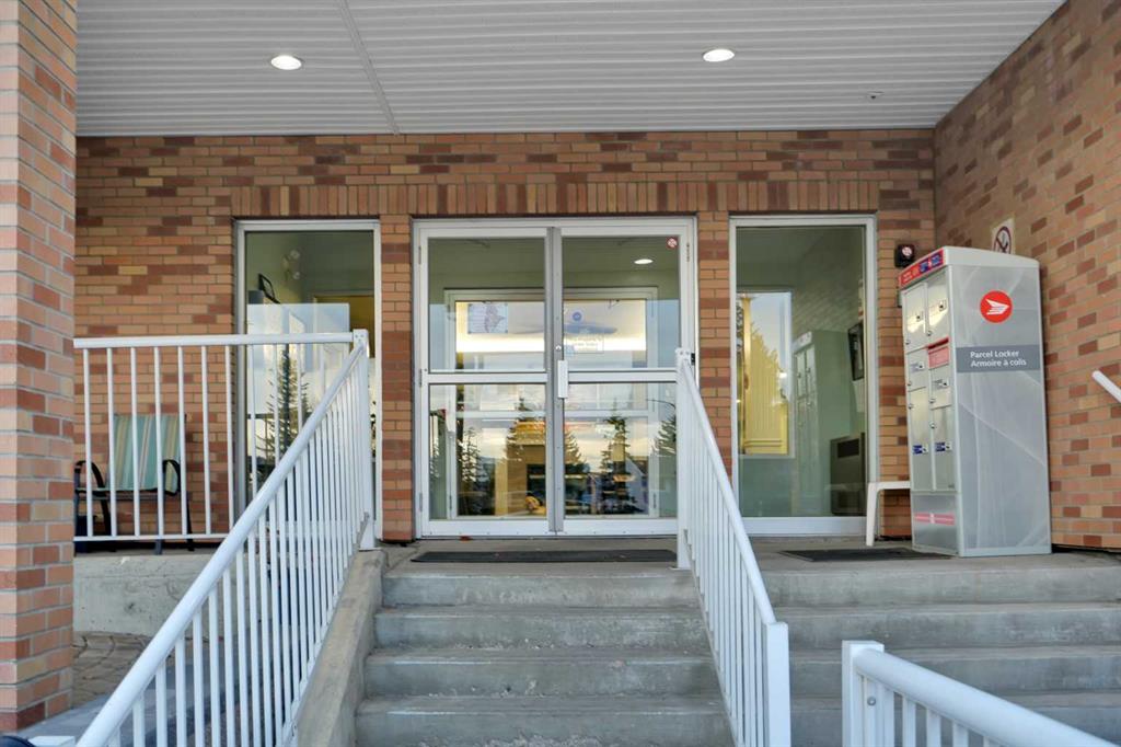 Picture for 346, 165 Manora Place NE