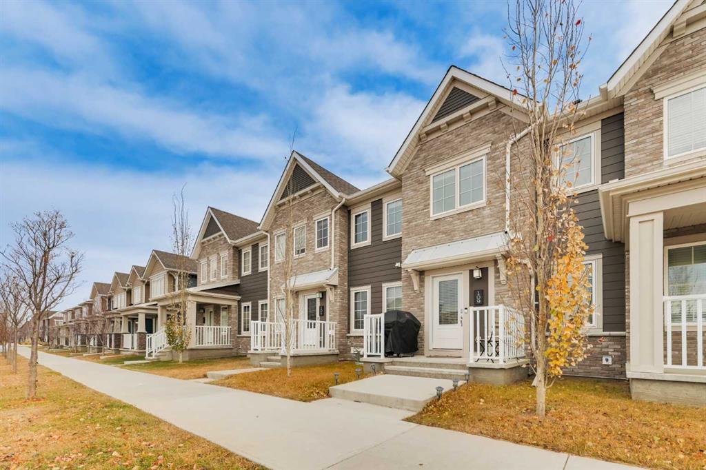 Picture for 109 Yorkville Boulevard SW