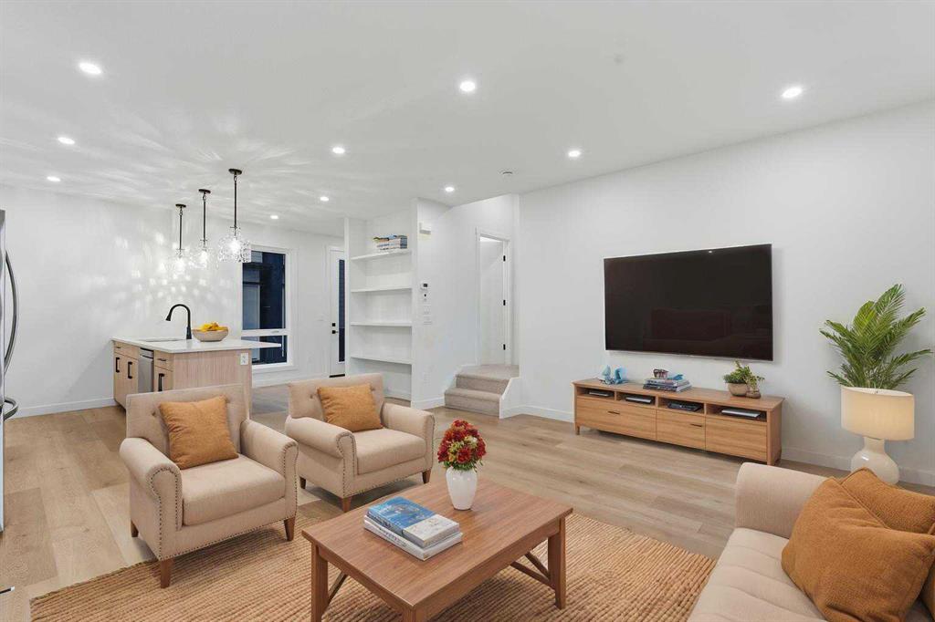 Picture for 102, 212 32 Avenue NE