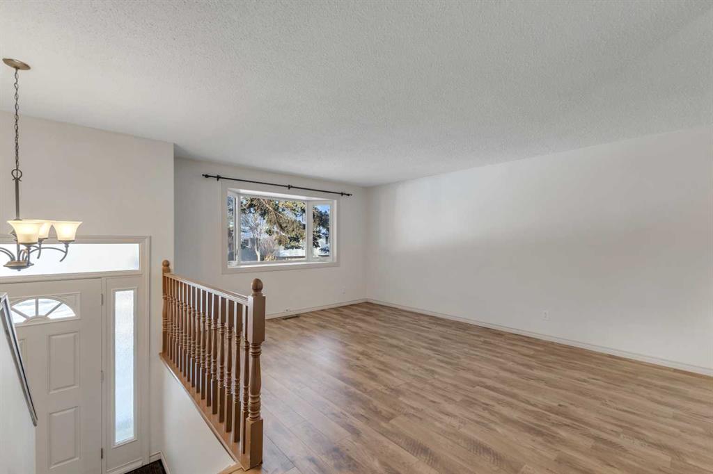 Picture for 3335 Doverview Road SE