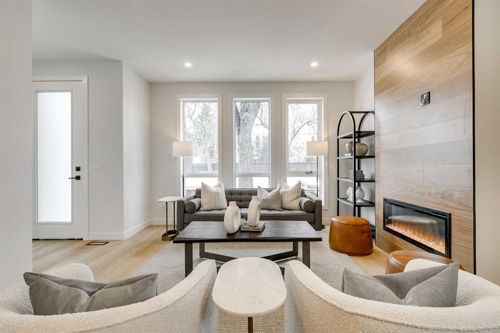 Picture for 1, 440 32 Avenue NW