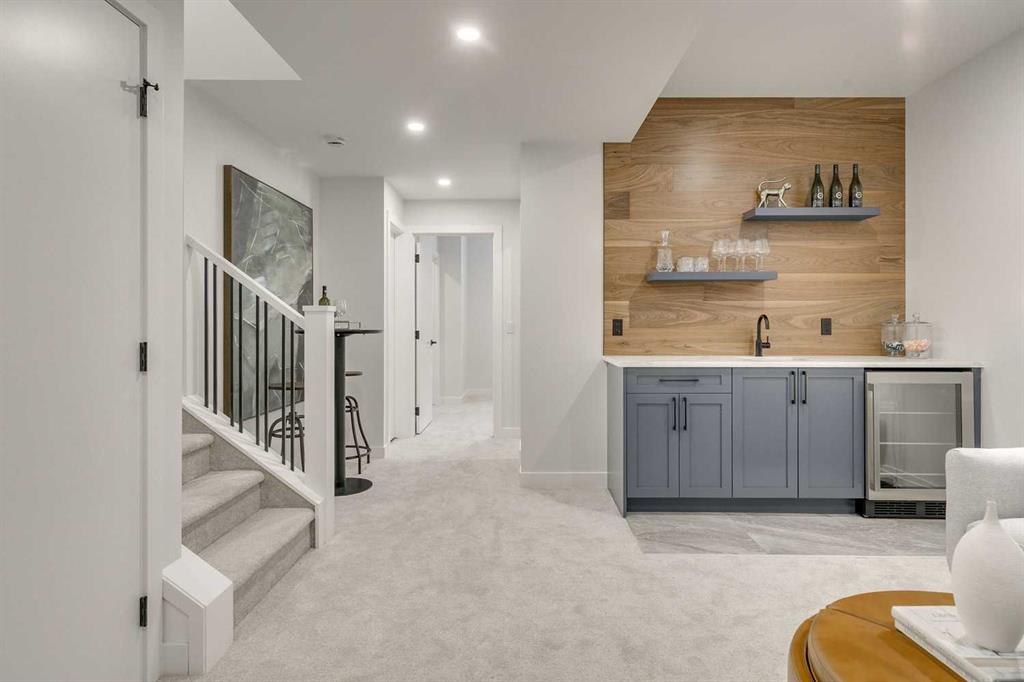 Picture for 1, 440 32 Avenue NW