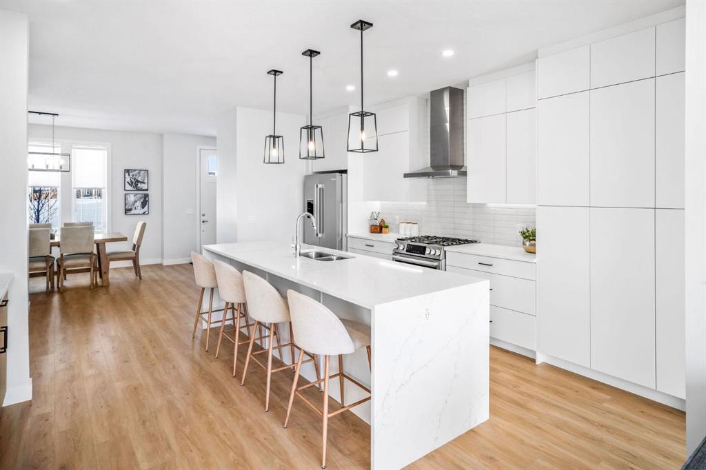 Picture for 914 Harmony Parade 