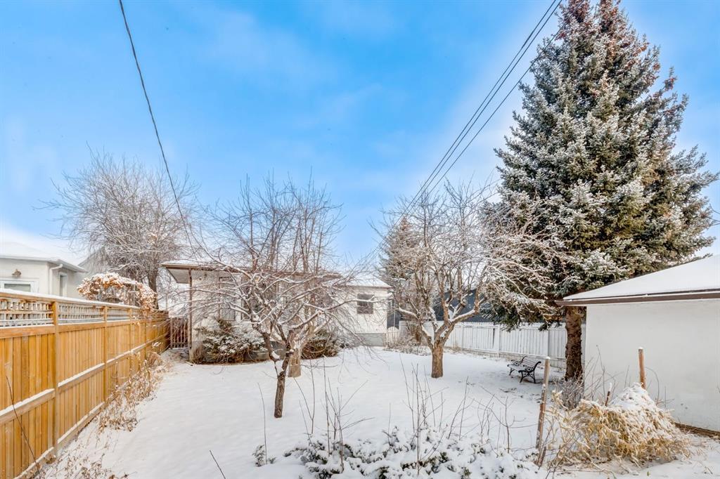 Picture for 521 18 Avenue NE