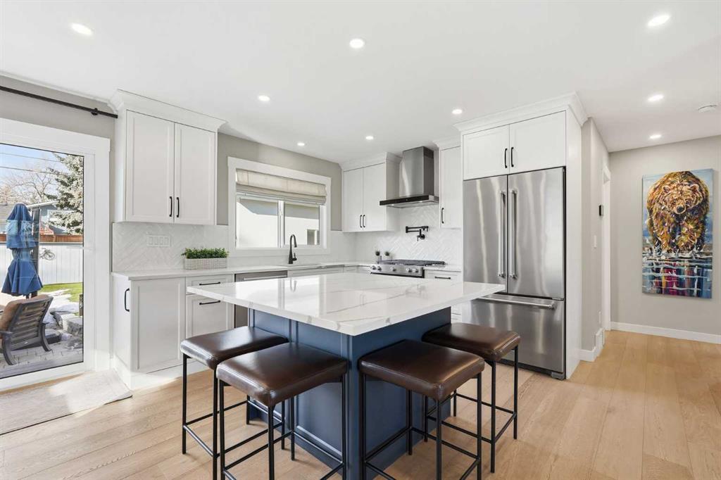 Picture for 8615 7 Street SW