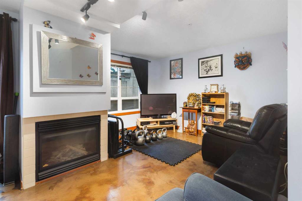 Picture for 110, 1235 13 Avenue SW